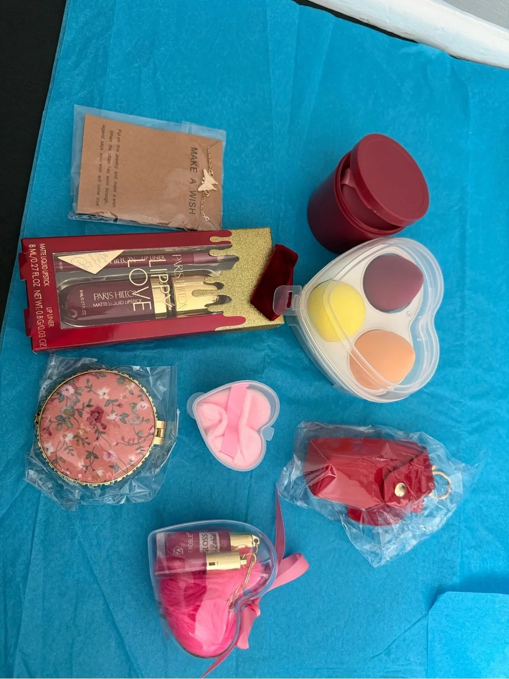 Assorted Pink and Red Party Favor Gift Set -